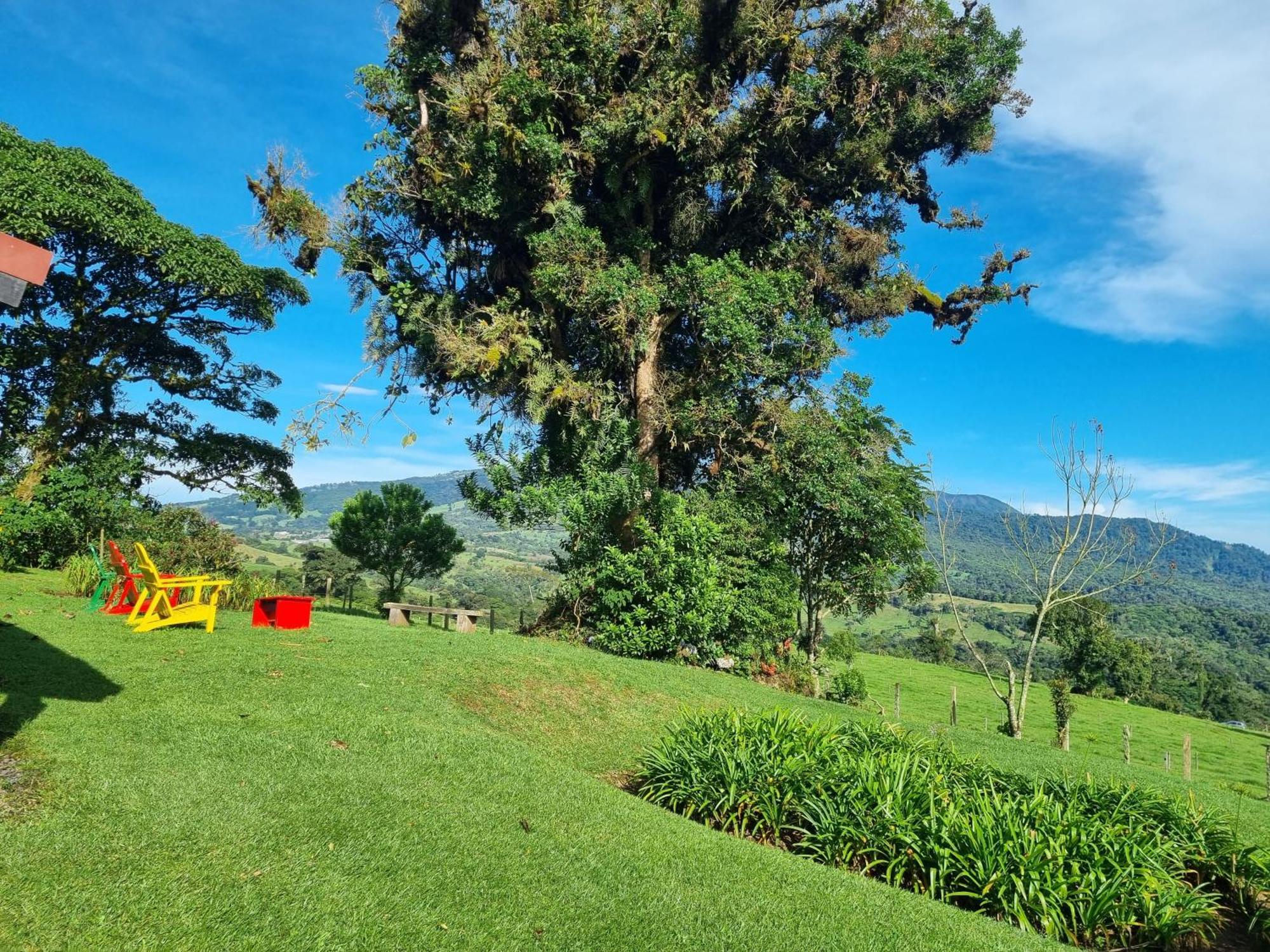 Poas Volcano Lodge Vara Blanca  Luaran gambar