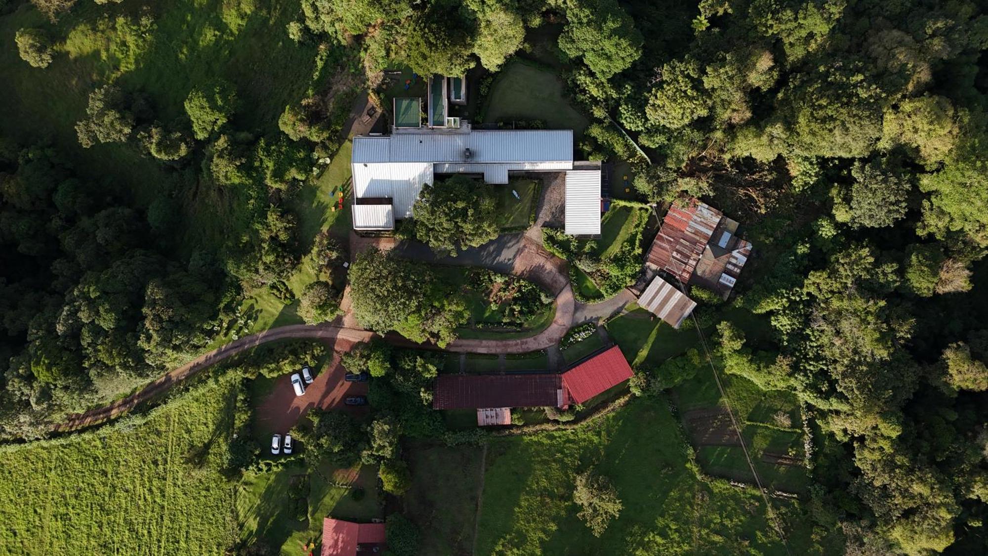 Poas Volcano Lodge Vara Blanca  Luaran gambar
