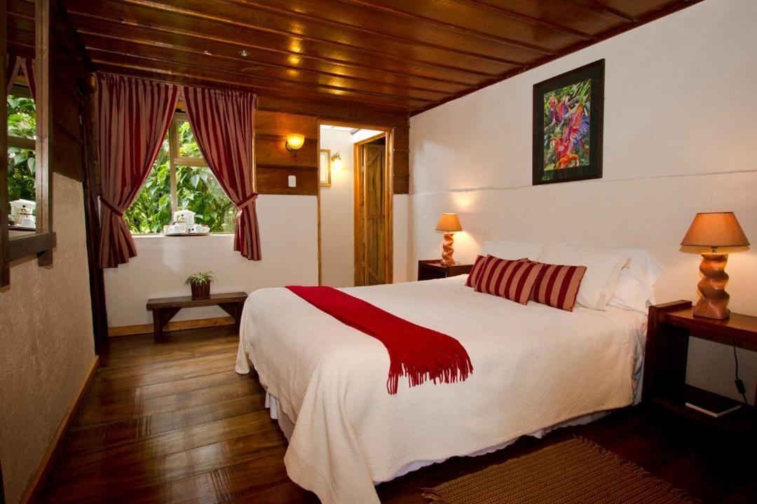 Poas Volcano Lodge Vara Blanca  Luaran gambar