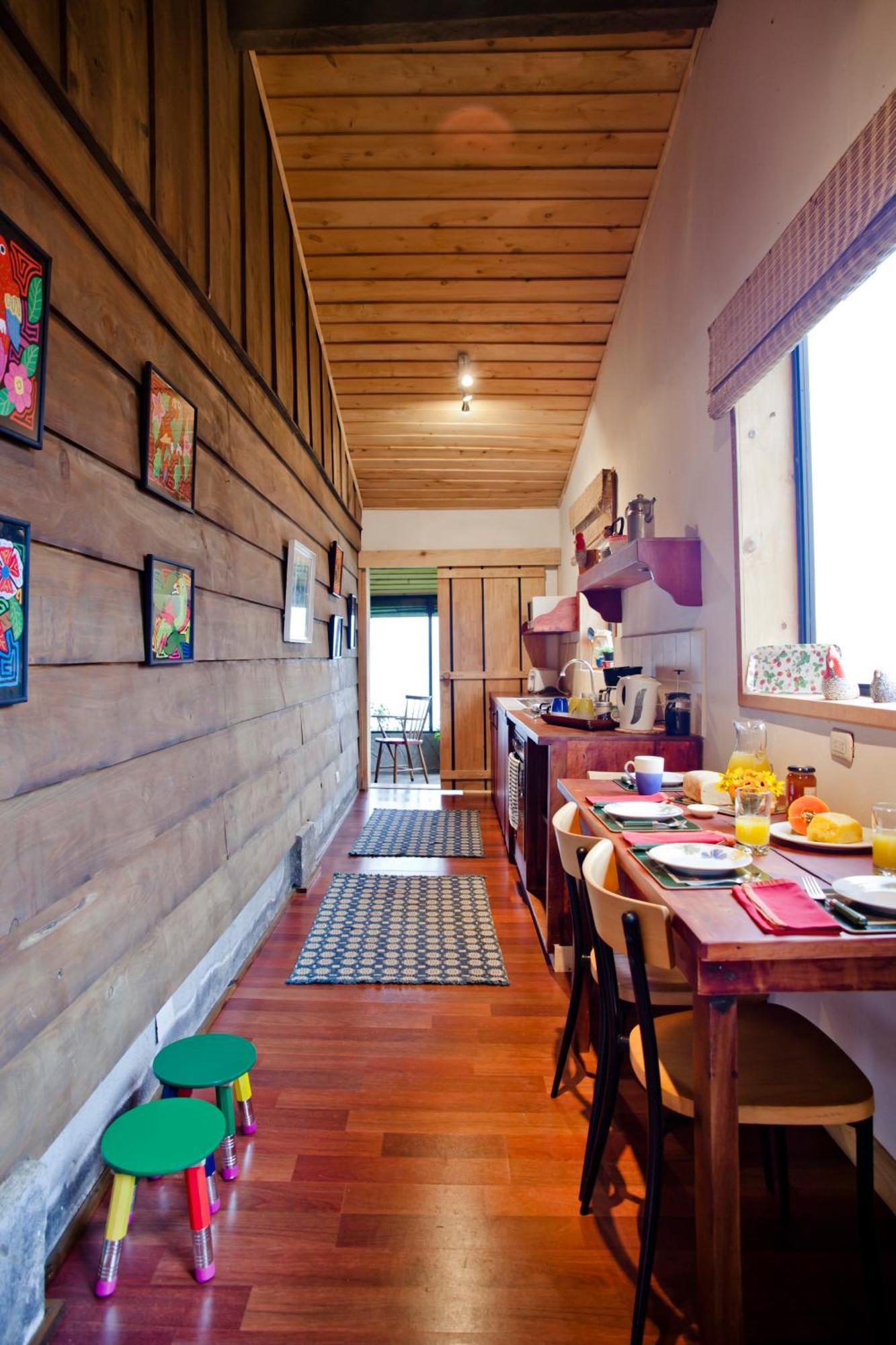 Poas Volcano Lodge Vara Blanca  Luaran gambar