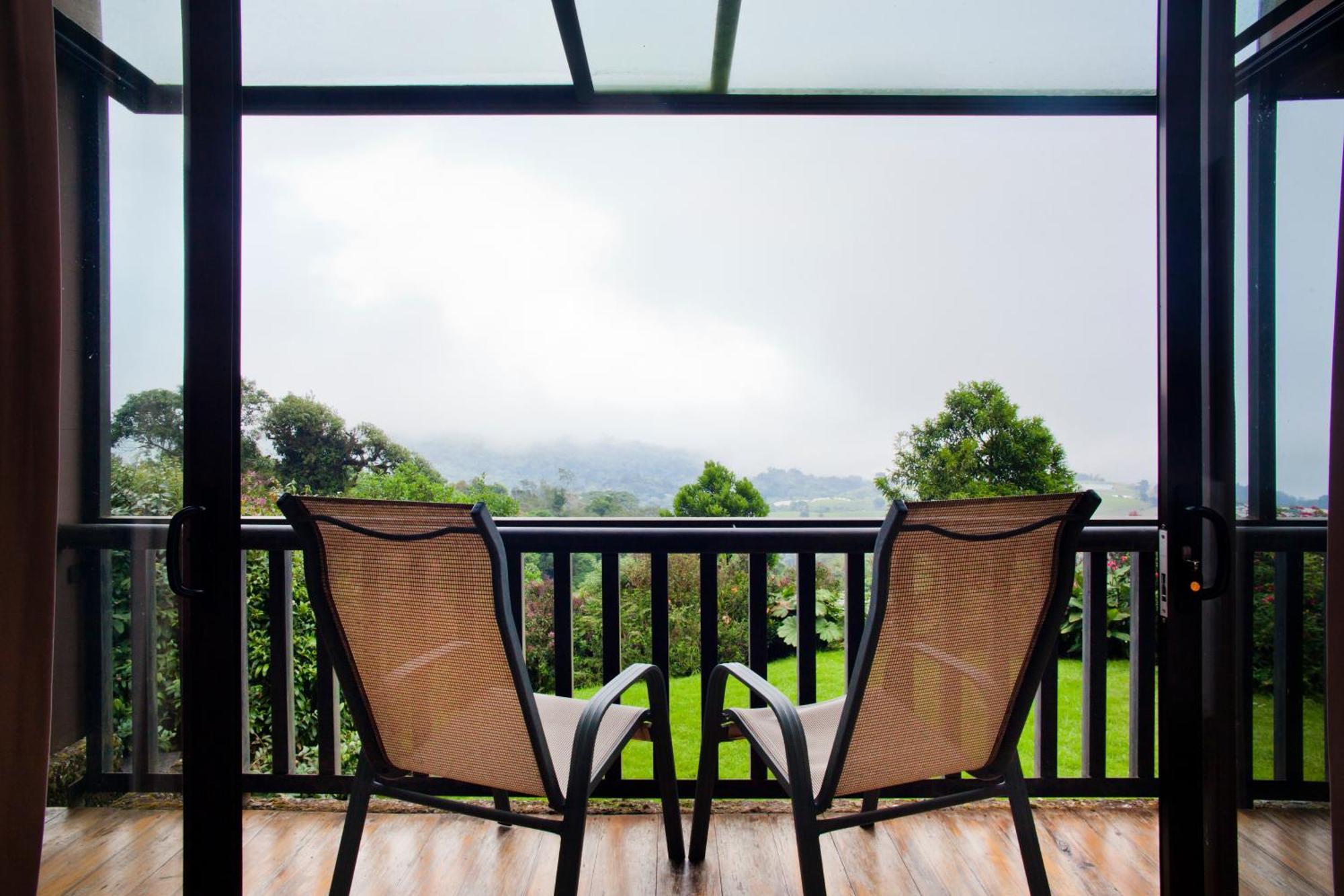Poas Volcano Lodge Vara Blanca  Luaran gambar