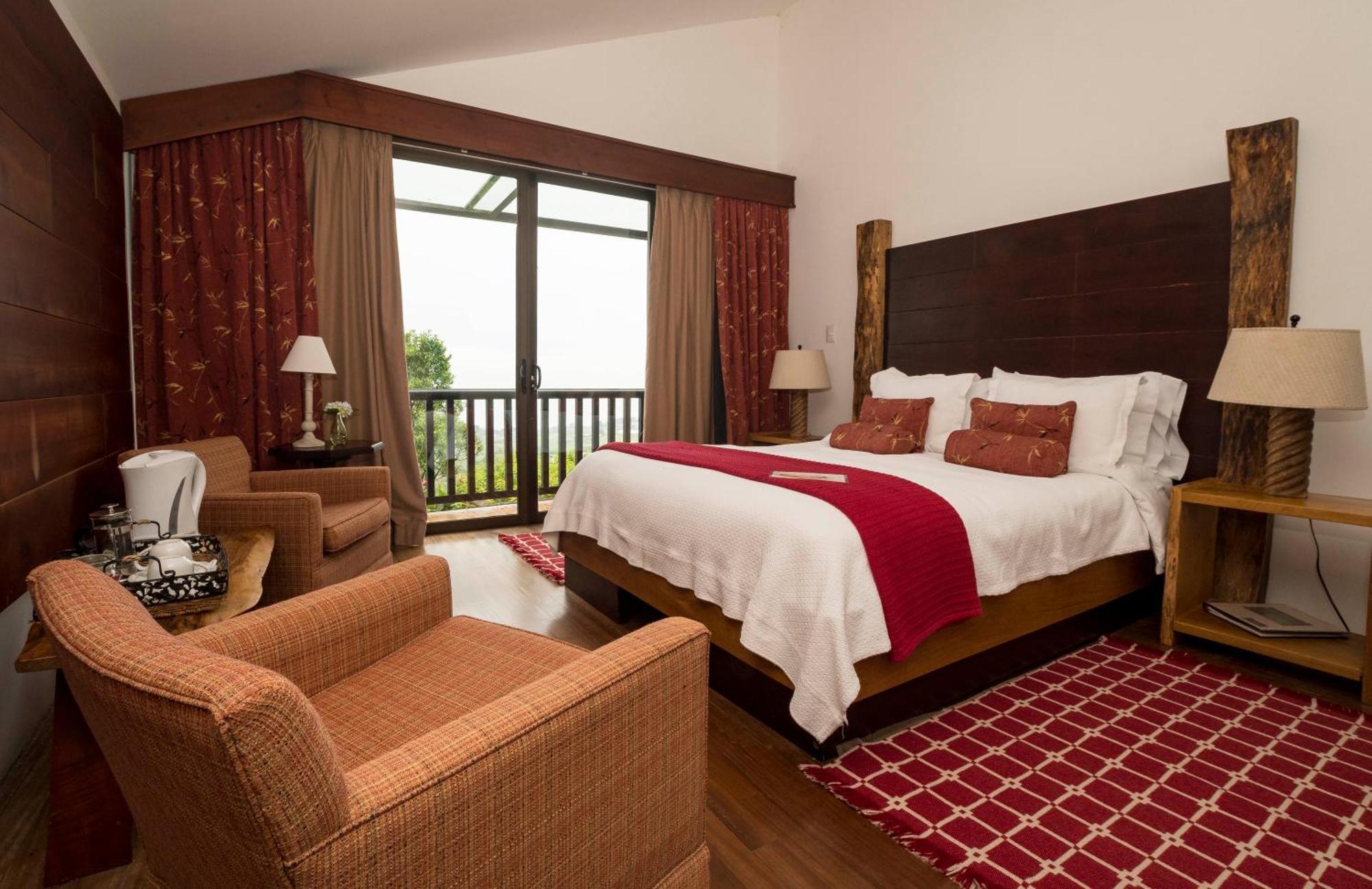 Poas Volcano Lodge Vara Blanca  Luaran gambar